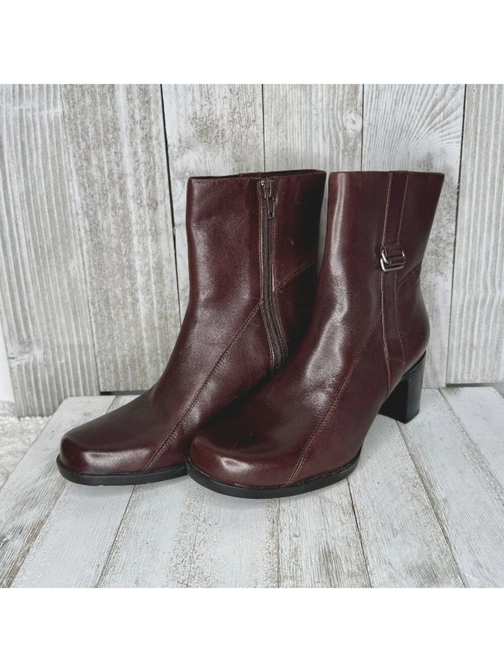 Clarks Artisan Brown Leather Ankle Boots Size 6 M